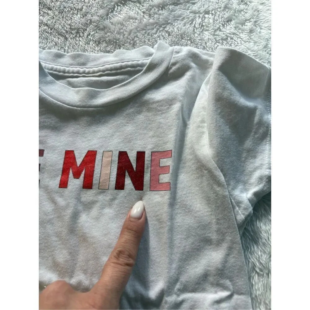 Small Shop Valentine’s Day Graphic Shirts Size 2/3